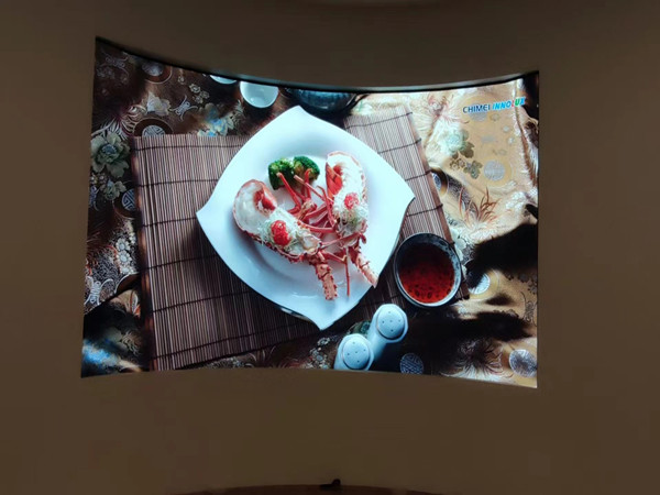 柳河室内P2.5弧形LED屏